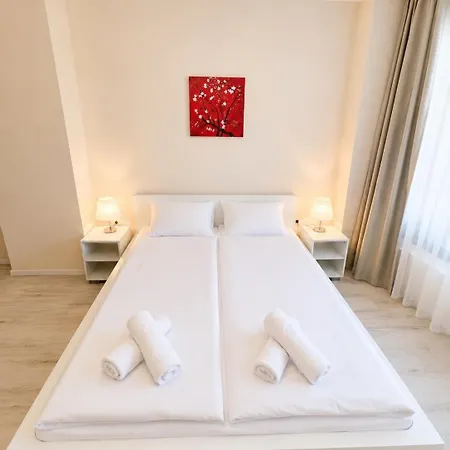 South Bay 2bdrm Ap With Pool And Apartment Varna
