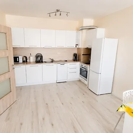 South Bay 2bdrm Ap With Pool And Apartment Varna
